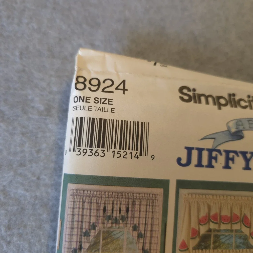 Simplicity 8924 Jiffy 6 Pack Window Curtains Uncut